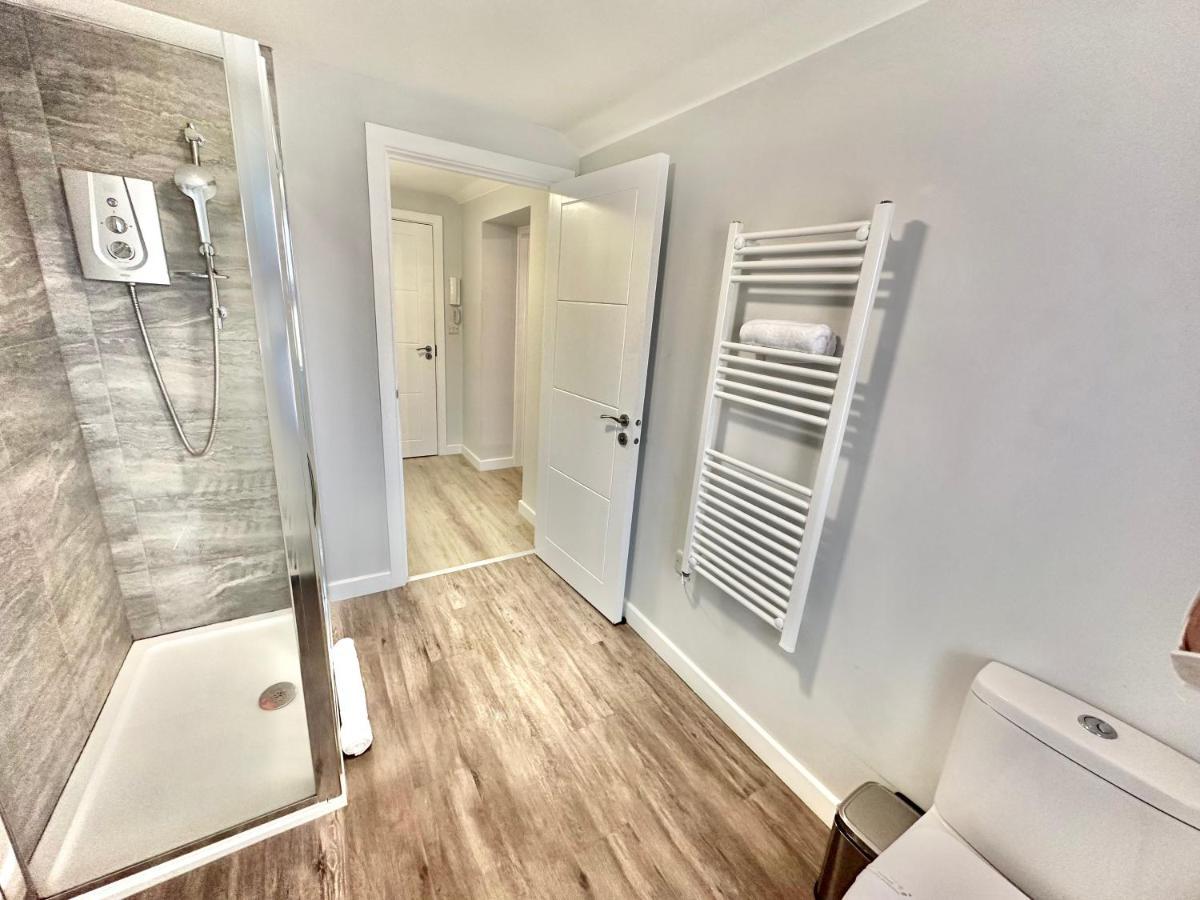 Apartment Cozy Downtown Retreat - With Short Walk To *