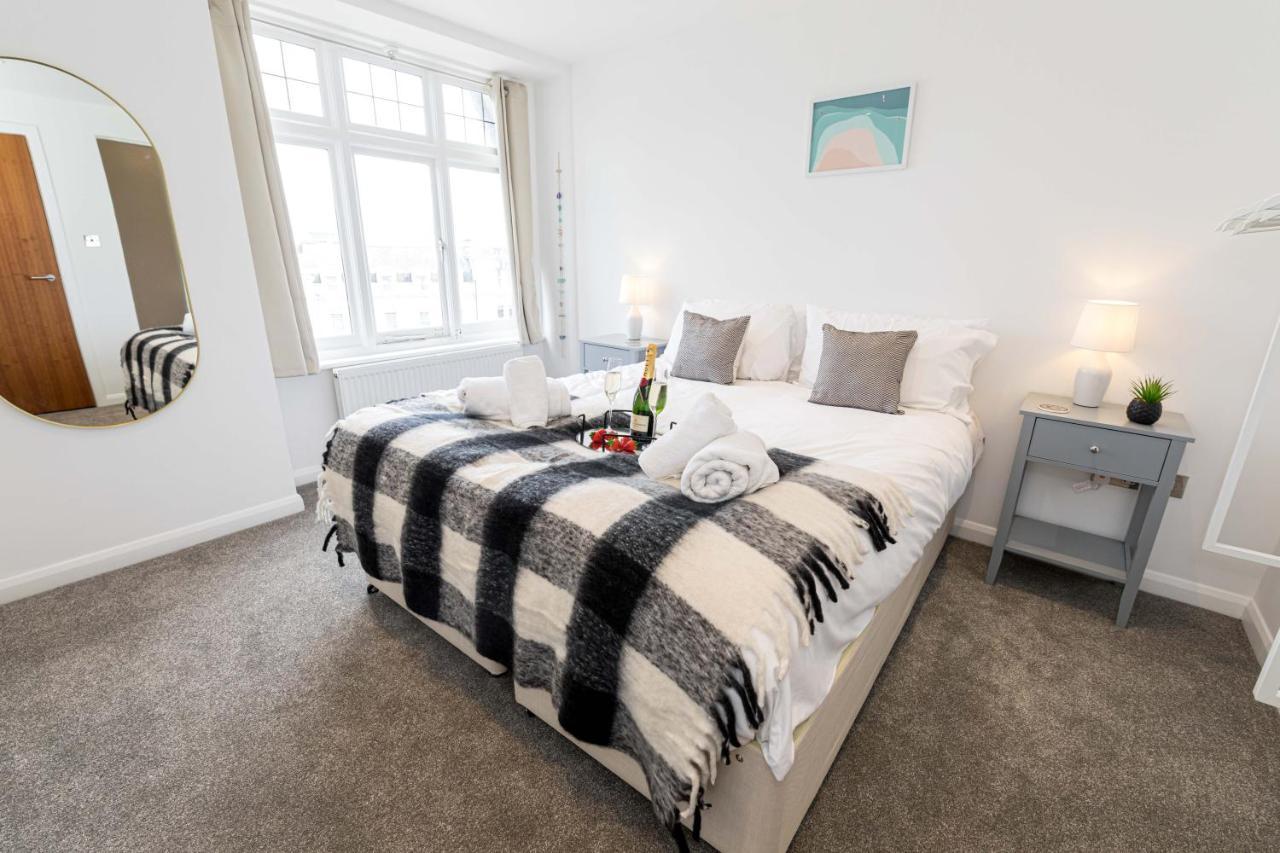 Ocean Breeze - 1 Minute From The - 10 Minute From Bic - Fast Wi-fi - Smart Tv