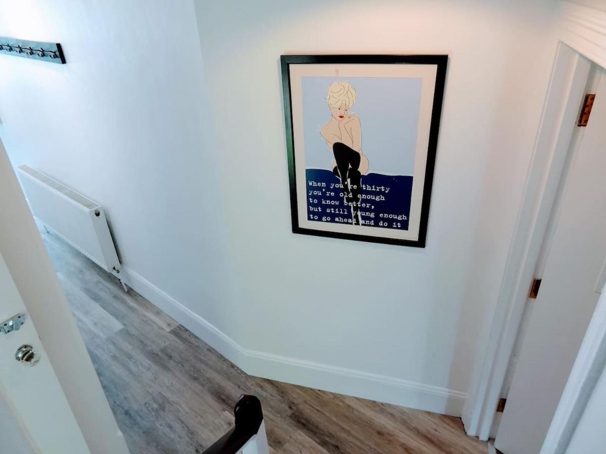Boutique With Hot Tub - Sleeps Up To 20 * Bournemouth