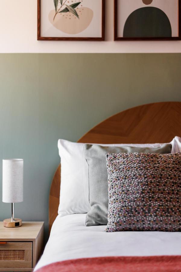 Modern 1 Bed Seaside *