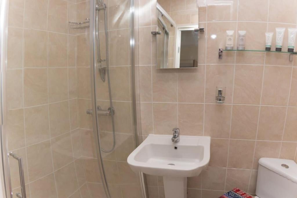 The By The Sea, Sleeps 32 * Bournemouth