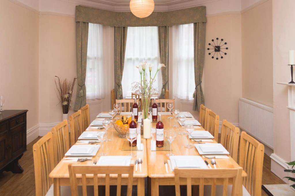 The By The Sea, Sleeps 32 * Bournemouth