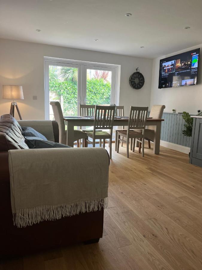 Newly Renovated 3 Bedroom Victorian Detached House