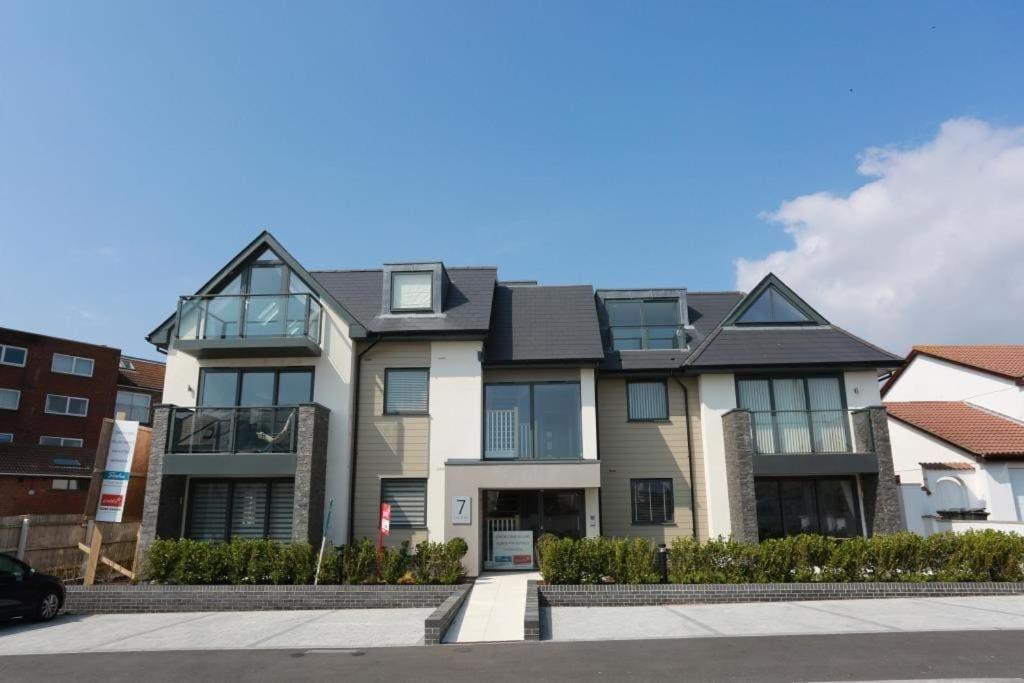 Apartment Bournecoast: Modern Flat With Sea Views - Fm6194 Bournemouth