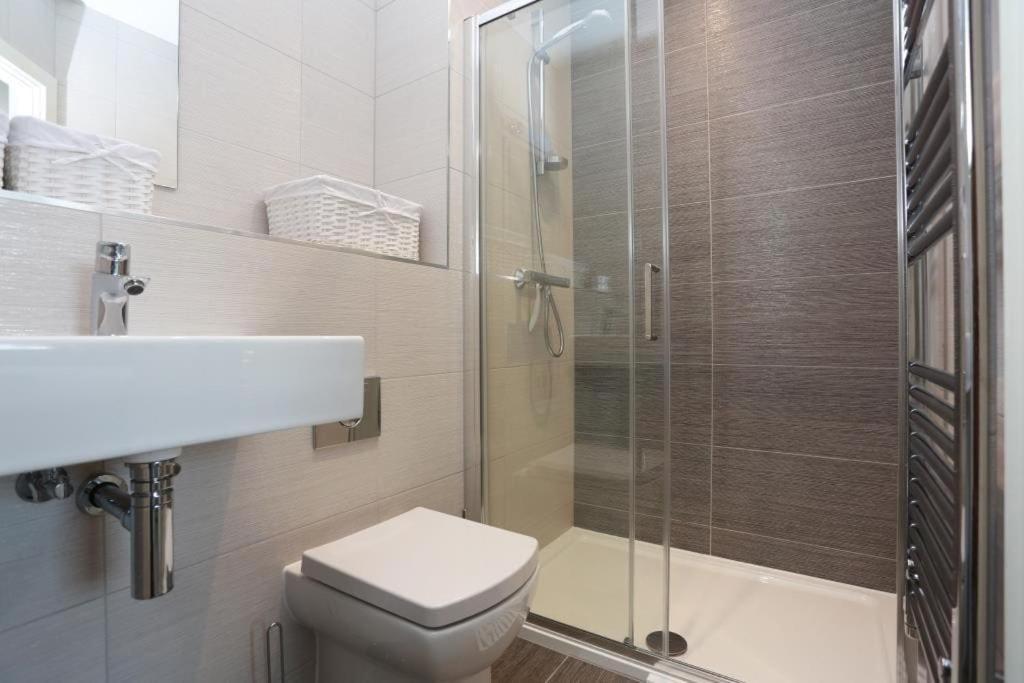 Bournecoast: Modern Flat With Sea Views - Fm6194 Apartment Bournemouth