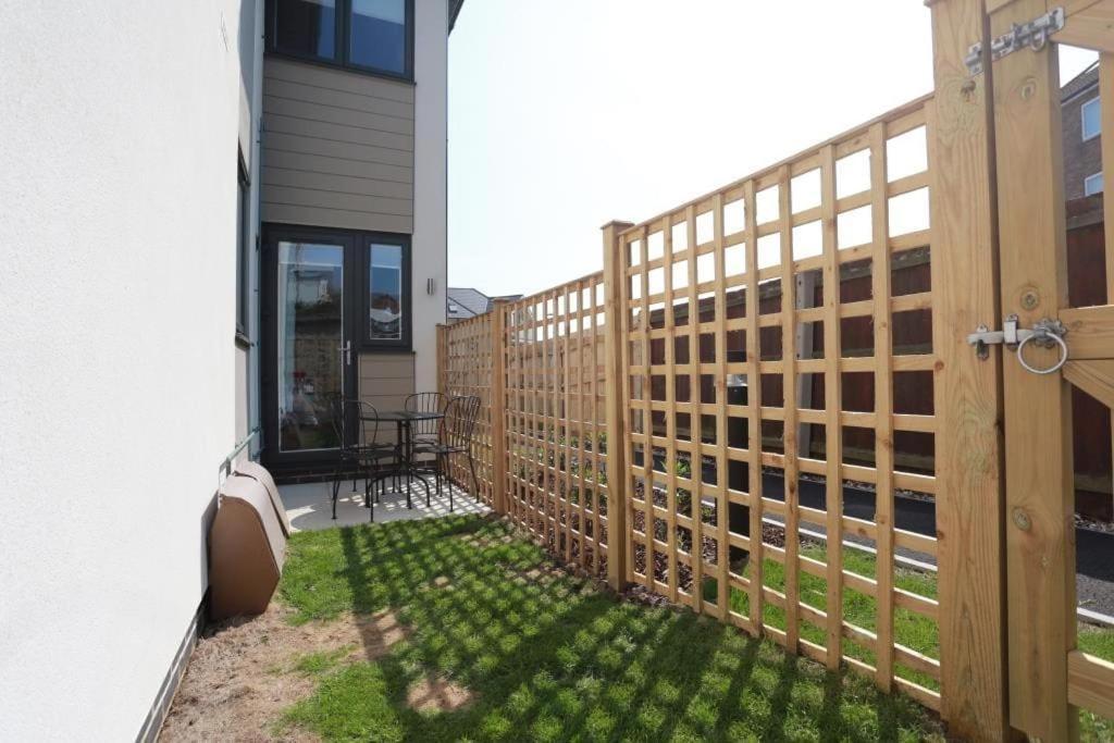 Bournecoast: Modern Flat With Sea Views - Fm6194 *