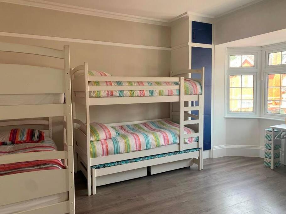 Bournecoast Family With Garden -wifi -hb8530 Holiday home