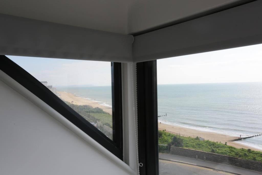Holiday home Bournecoast: 3 Bed-sea Views/balcony/garden-hb6314 Bournemouth