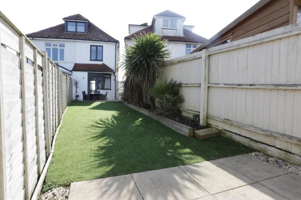 Holiday home Bournecoast: 3 Bed-sea Views/balcony/garden-hb6314
