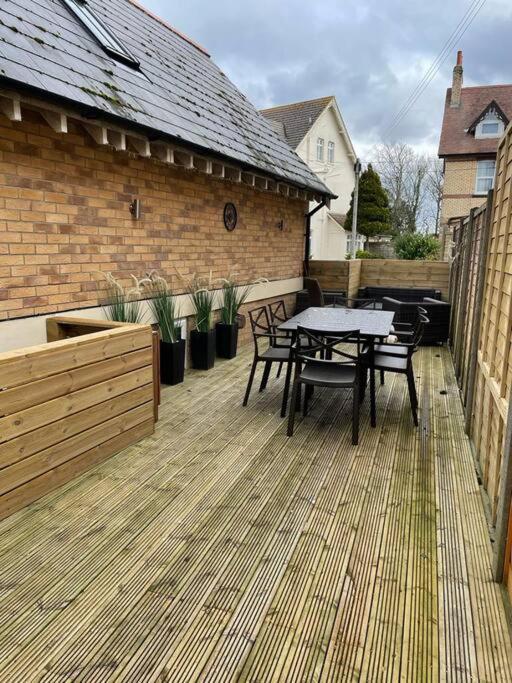 Bournecoast: Beautiful Two Bed Coach House-hb5458 Holiday home