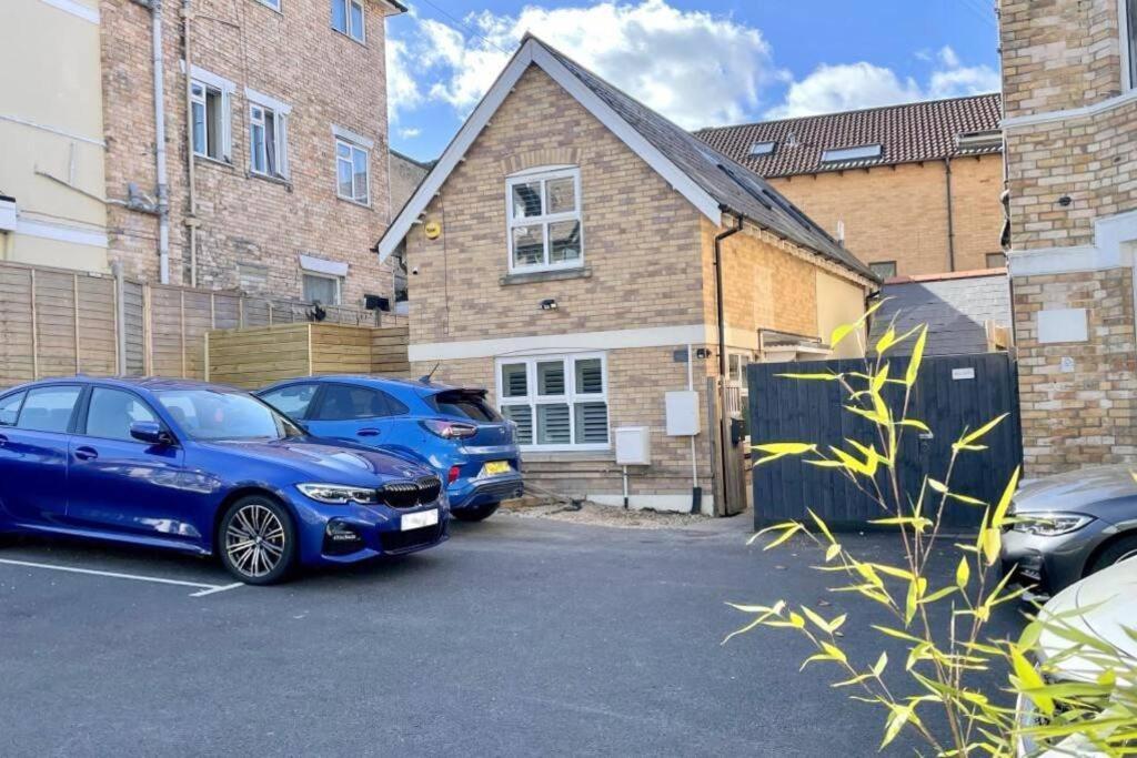 Holiday home Bournecoast: Beautiful Two Bed Coach House-hb5458 Bournemouth