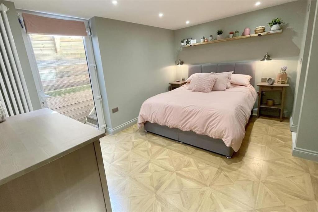 Bournecoast: Beautiful Two Bed Coach House-hb5458 Holiday home Bournemouth