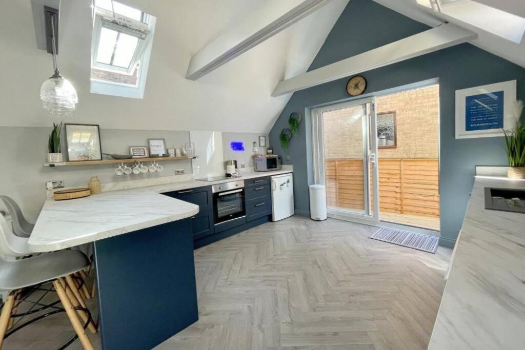 Holiday home Bournecoast: Beautiful Two Bed Coach House-hb5458