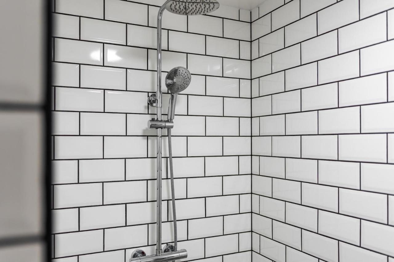 B3, The Kove Apartment