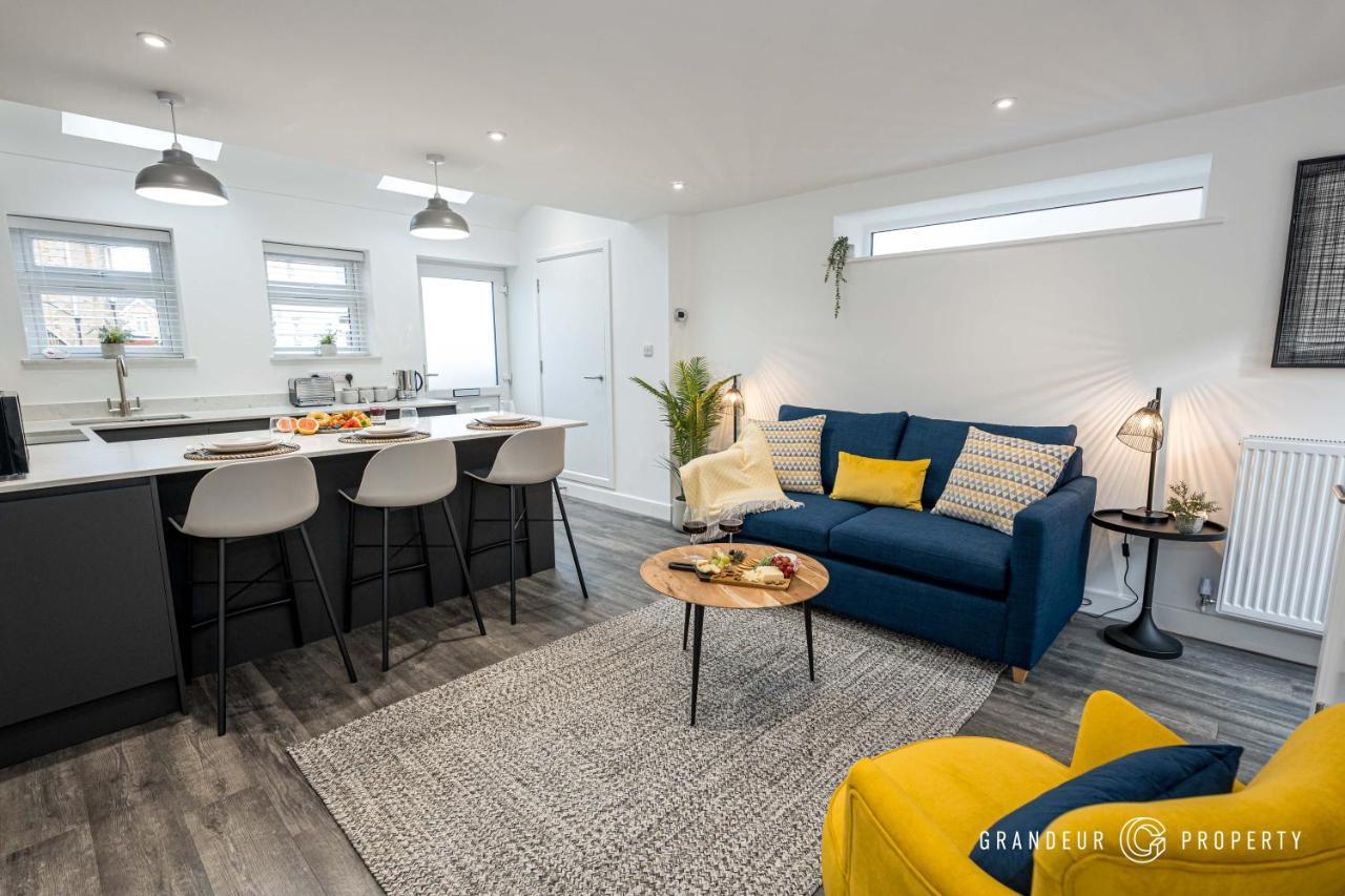 Tower Hide By Grandeur Apartment Bournemouth