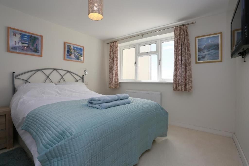 Bournecoast: Flat With Panoramic Sea Views- Fm6180 Apartment