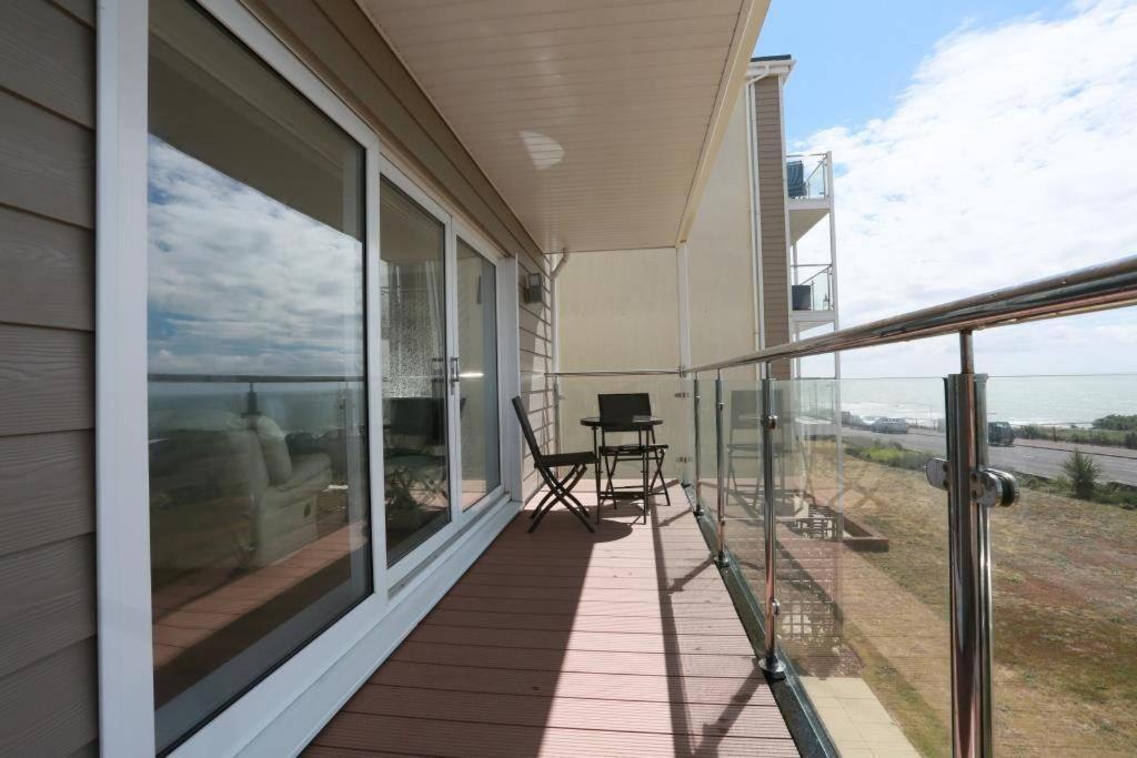 Bournecoast: Flat With Panoramic Sea Views- Fm6180 Apartment