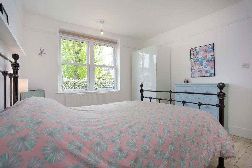 Holiday home Bournecoast: With Garden-wifi-parking-hb7352 *