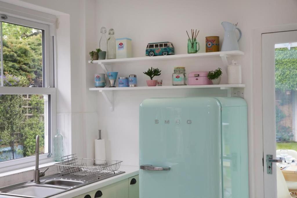 Bournecoast: With Garden-wifi-parking-hb7352 *