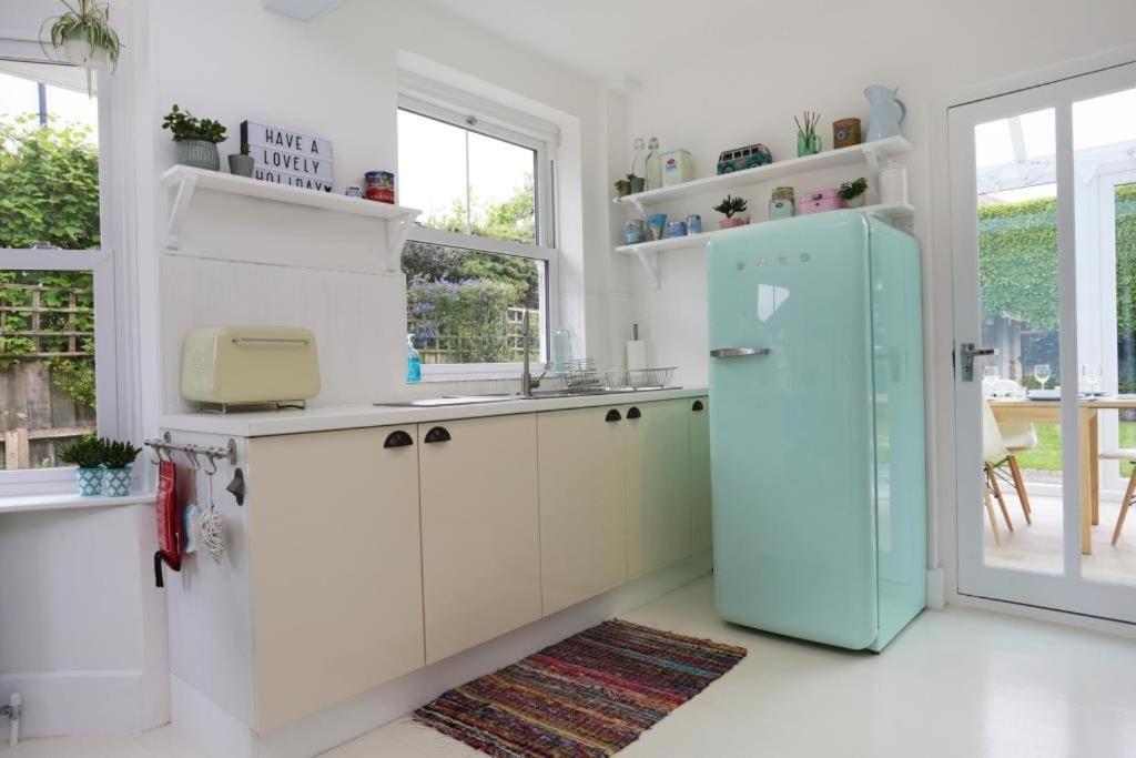 Bournecoast: With Garden-wifi-parking-hb7352 * Bournemouth