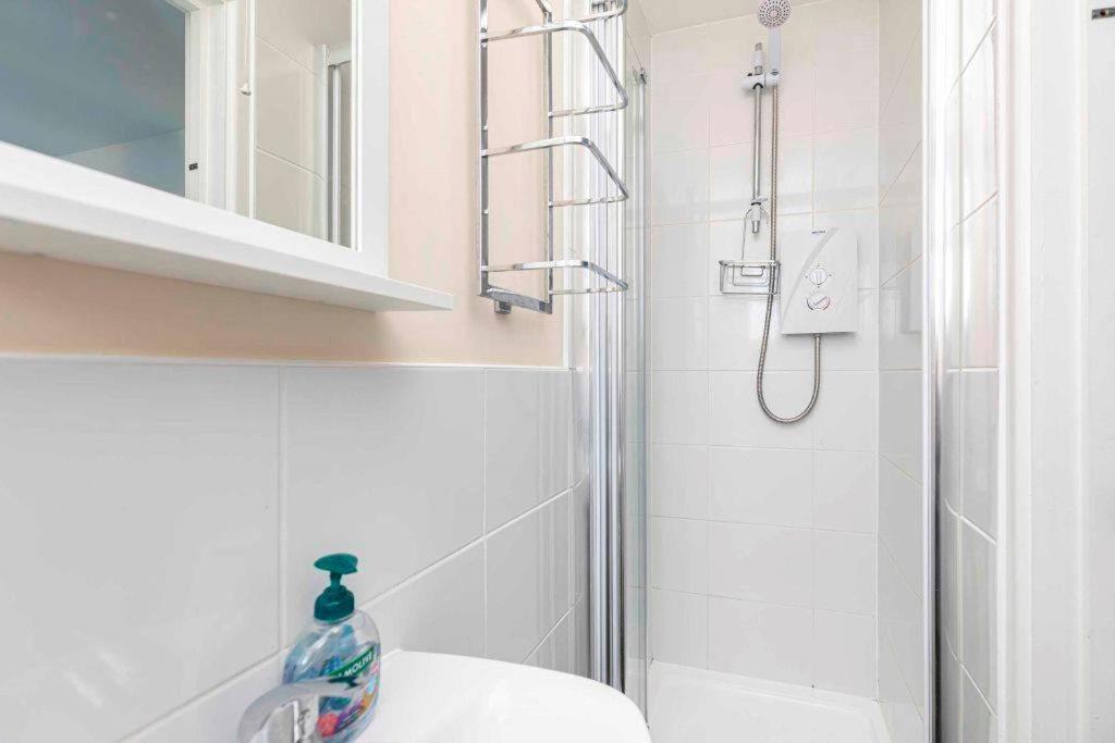 Apartment Bournecoast- Near Town Centre And With Hut - Fm6114 Bournemouth