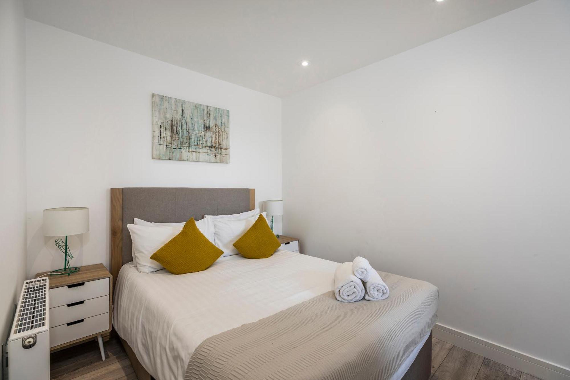 Apartment Luxury 3 Bed Apartment- Large Balcony With Seaviews Bournemouth
