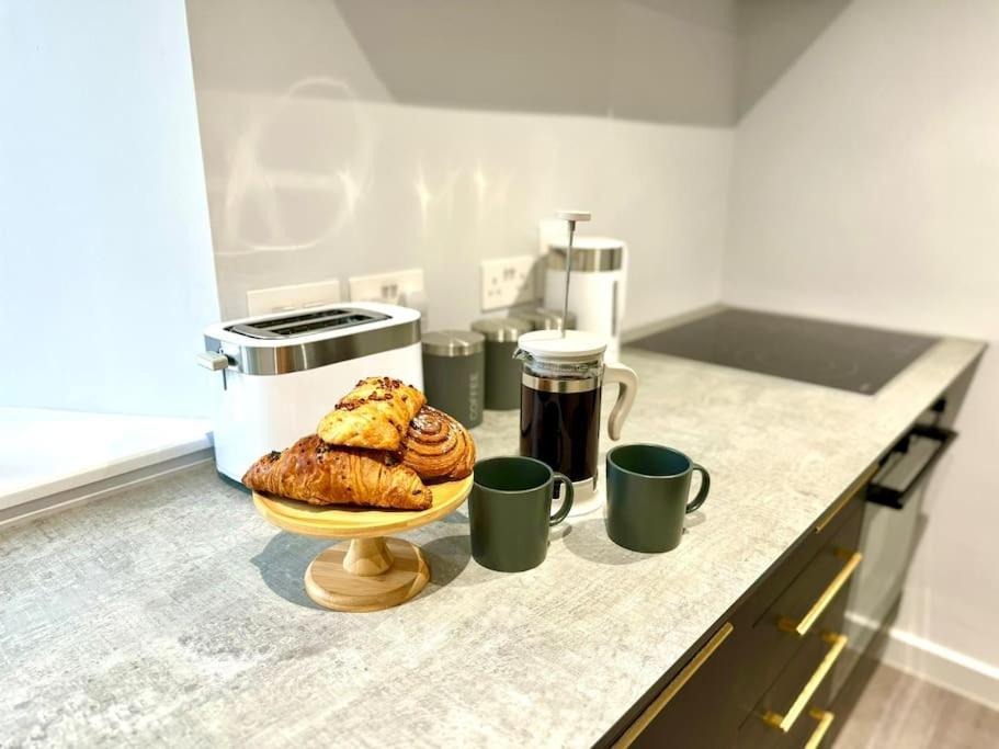Apartment 3br Escape: Close To & Town! Bournemouth