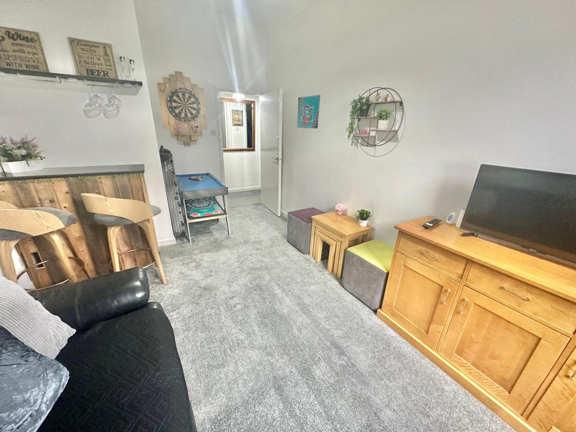 Apartment Homely In The Heart Of Town Centre - Sleeps 6
