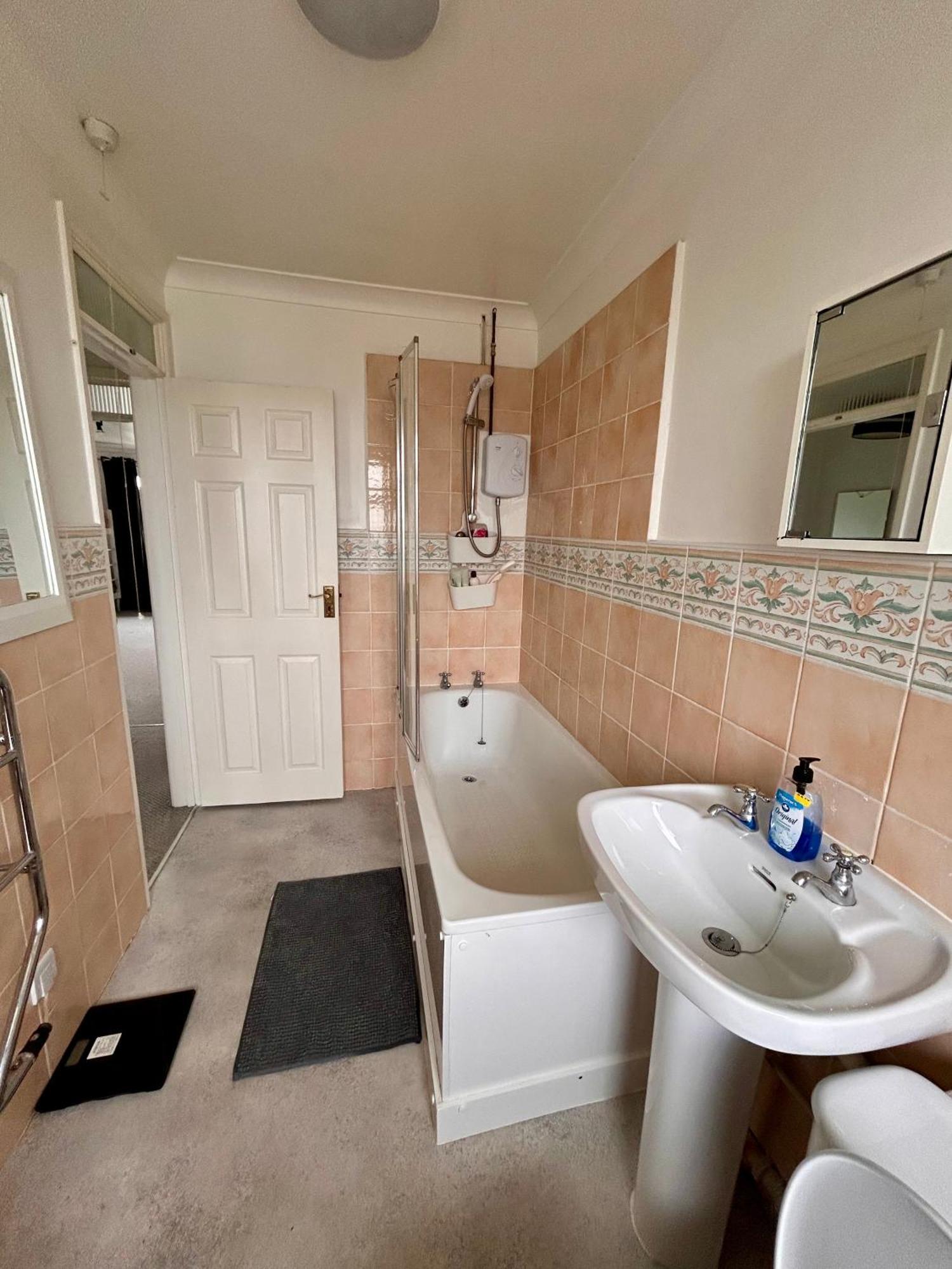 Apartment Spacious 2 Bedroom 5 People Near Bournemouth