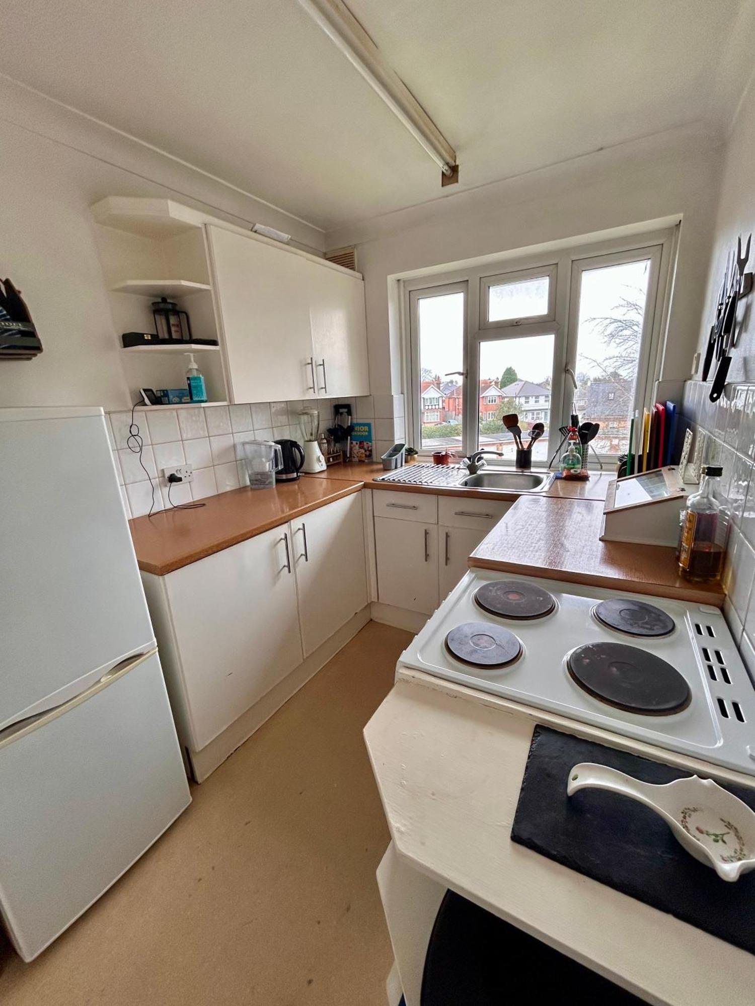 Spacious 2 Bedroom 5 People Near Apartment