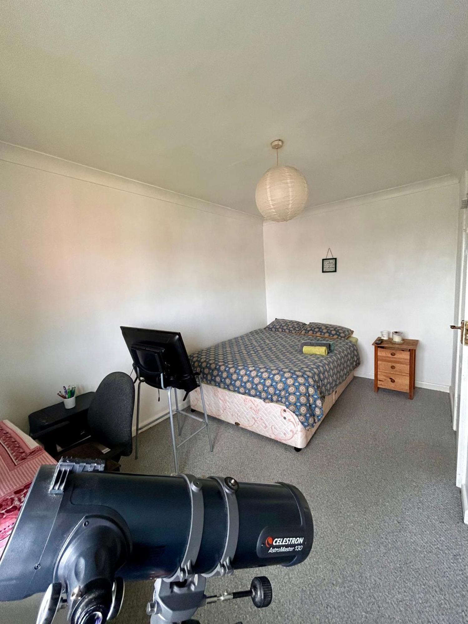 Spacious 2 Bedroom 5 People Near *