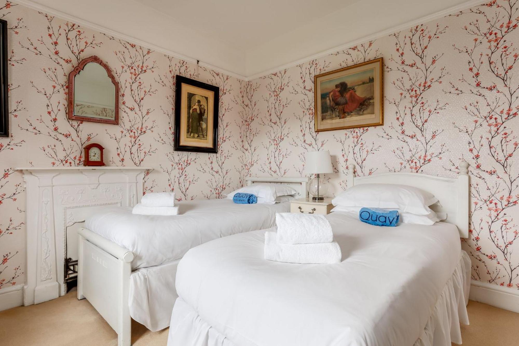 Lime Tree House-poole *