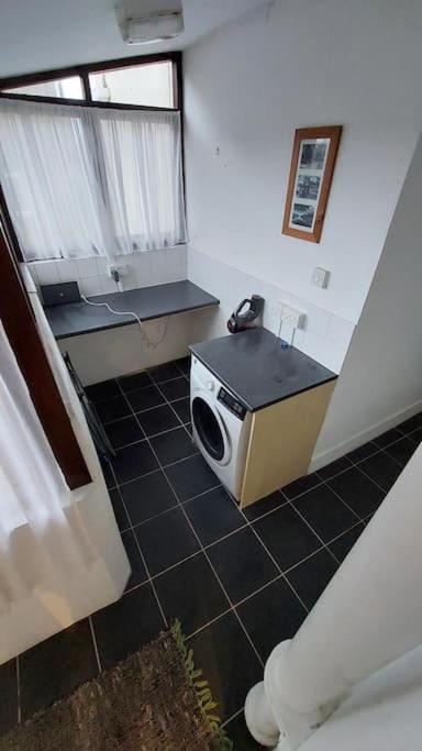 Unique House With Up To 3 Self Contained Living Areas Bournemouth