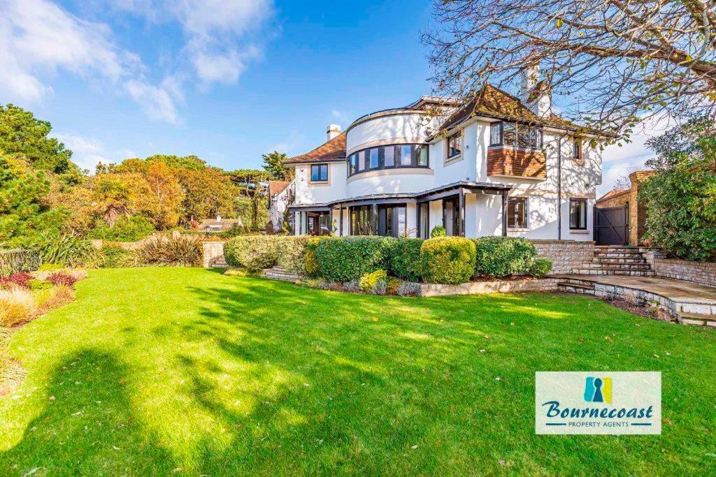 Holiday home Bournecoast: Beachfront With Sea View -hb9555