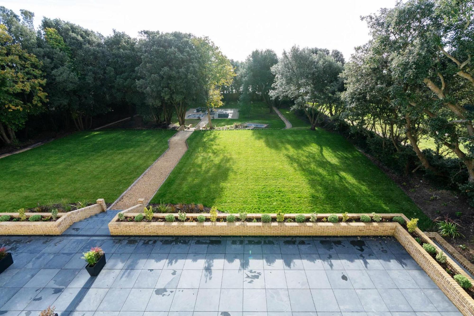 Bournecoast - Brand New Clifftop With Balcony - Fm9574 Bournemouth