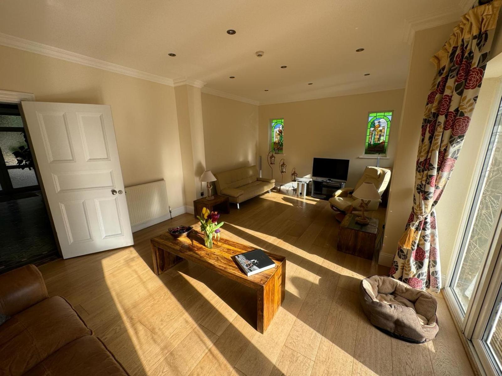 Great In A Beautiful And Cosy House *