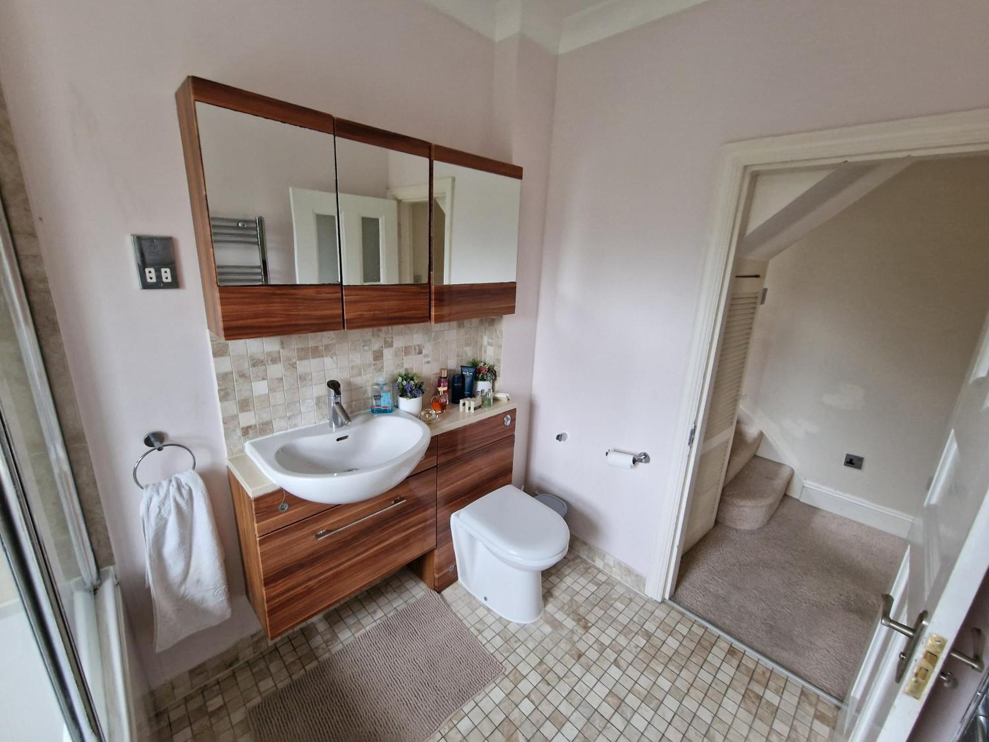 Great In A Beautiful And Cosy House Homestay *
