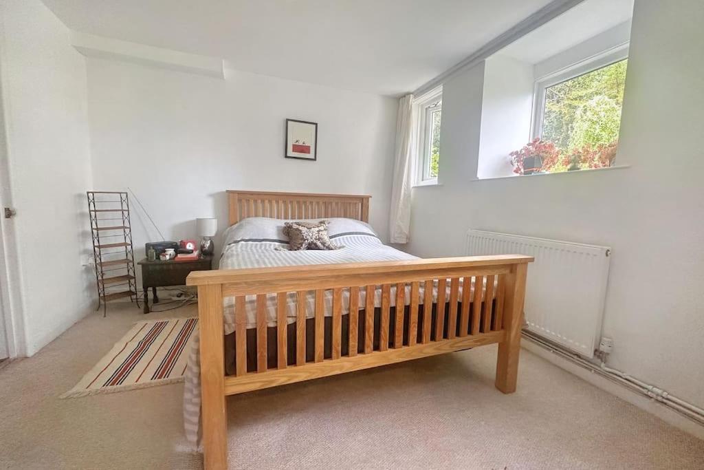 Unique House With Up To 3 Self Contained Living Areas Holiday home