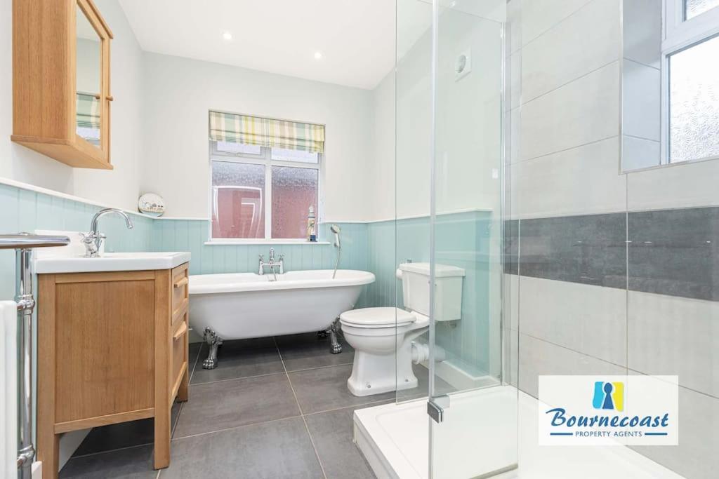 Bournecoast: Spacious Flat Near Beach/shops-fm9586 Apartment Bournemouth