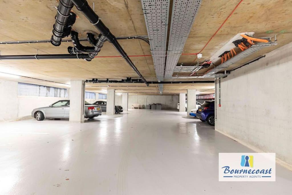 Bournecoast - Brand New Clifftop With Balcony - Fm9574 * Bournemouth