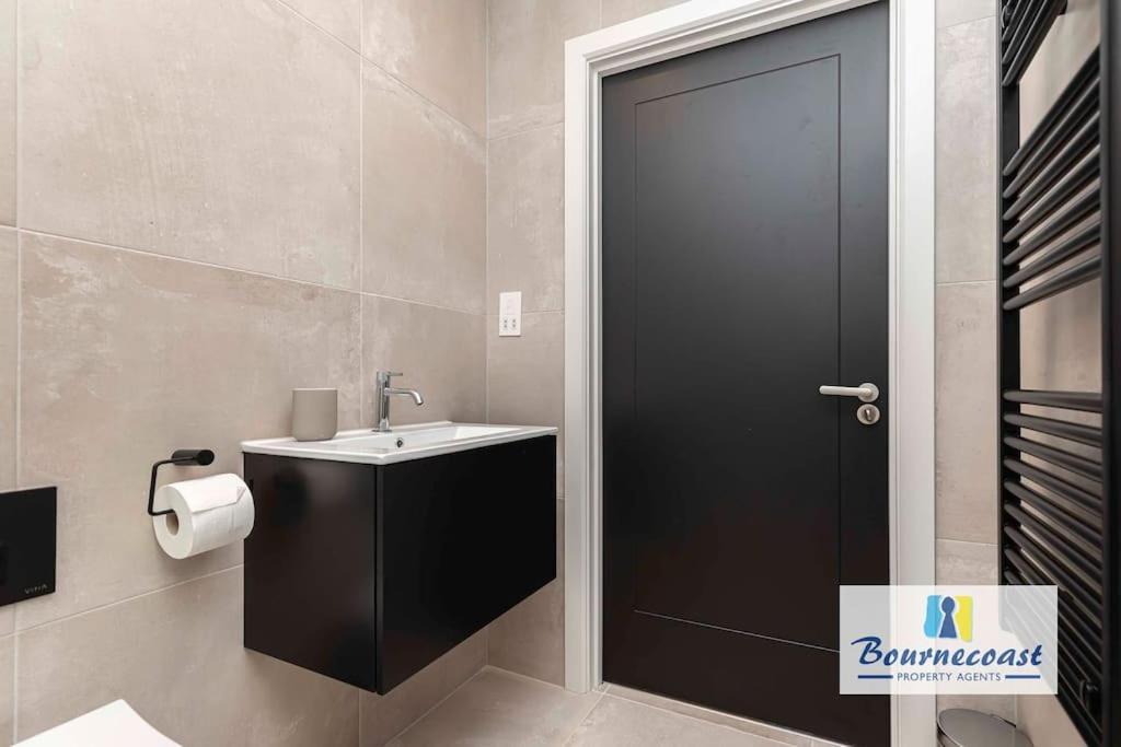 Bournecoast - Brand New Clifftop With Balcony - Fm9574 Apartment *
