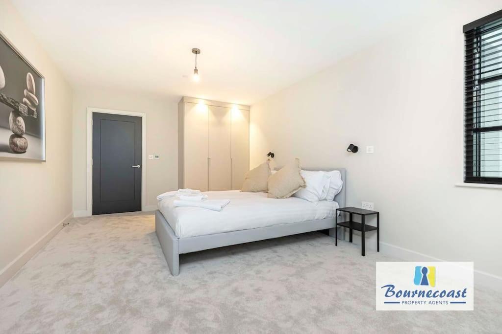 Apartment Bournecoast - Brand New Clifftop With Balcony - Fm9574 *