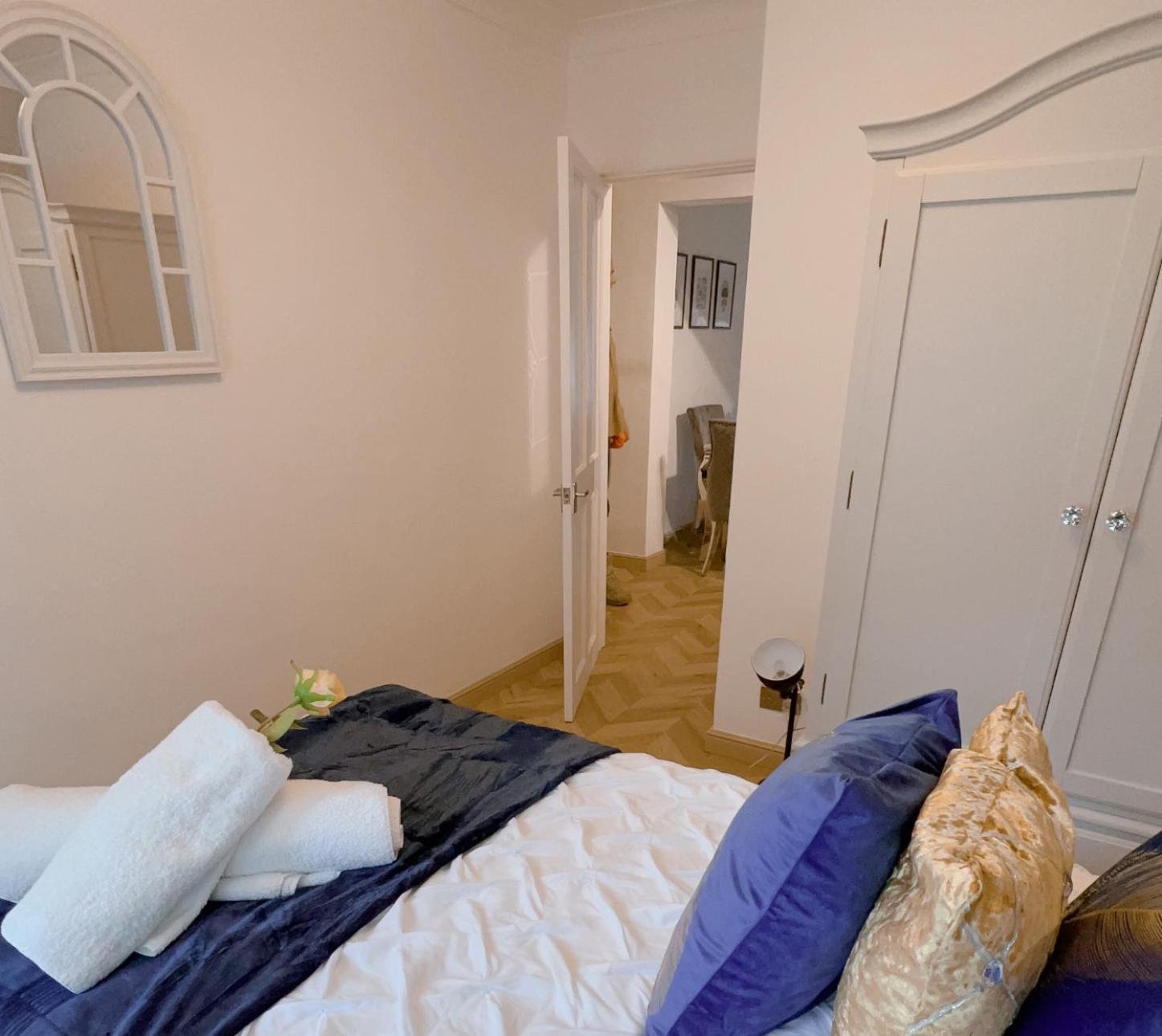 Apartment Beautiful 3 Bedroom In