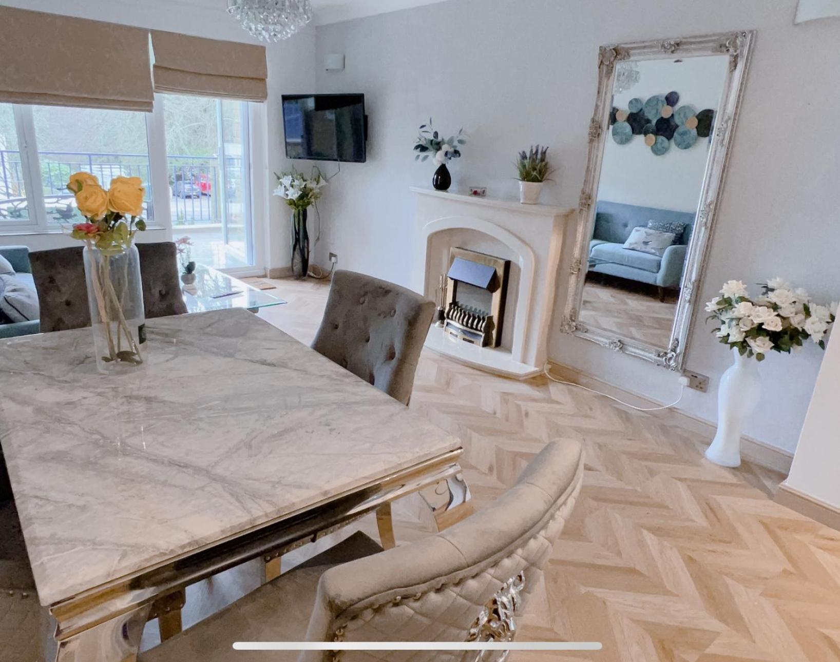Beautiful 3 Bedroom In Apartment Bournemouth