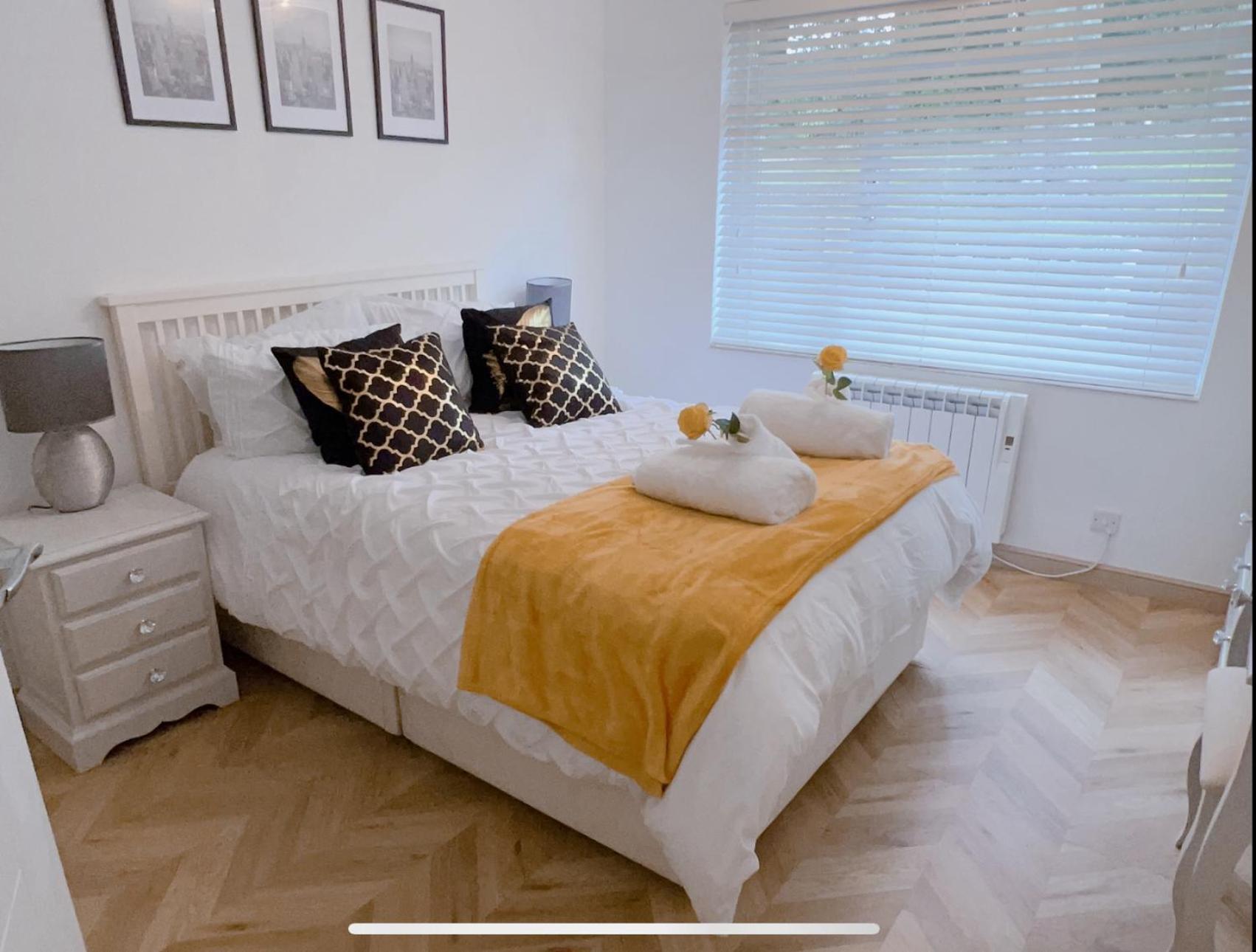 Beautiful 3 Bedroom In Apartment