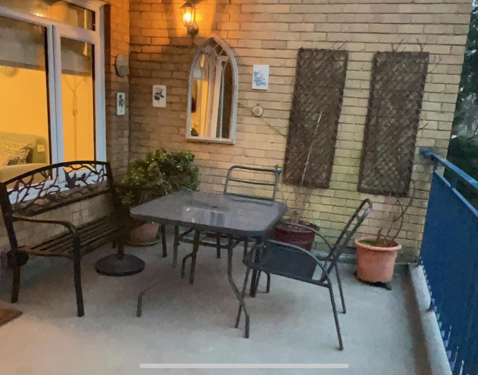 Beautiful 3 Bedroom In Apartment Bournemouth