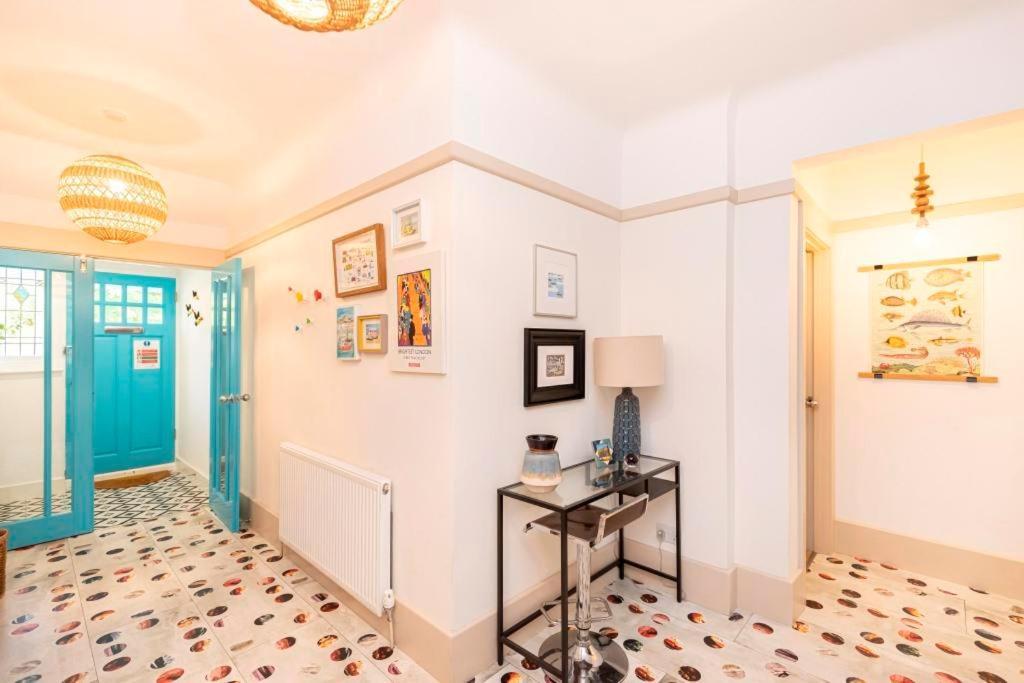 Bournecoast - Three Bedroom Boscombe - Fm5374