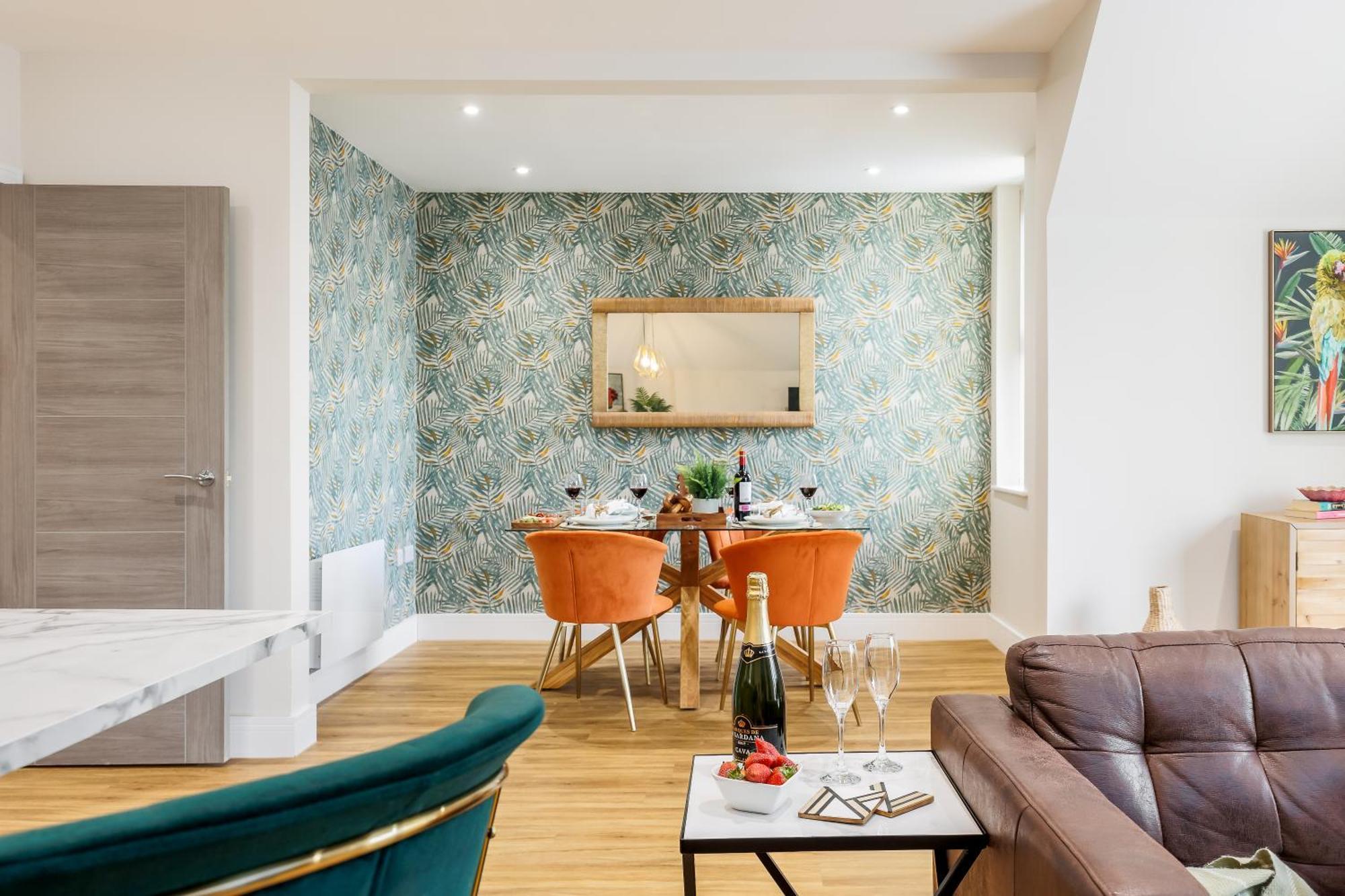 Sea Breeze - Pebbles Apartment Bournemouth
