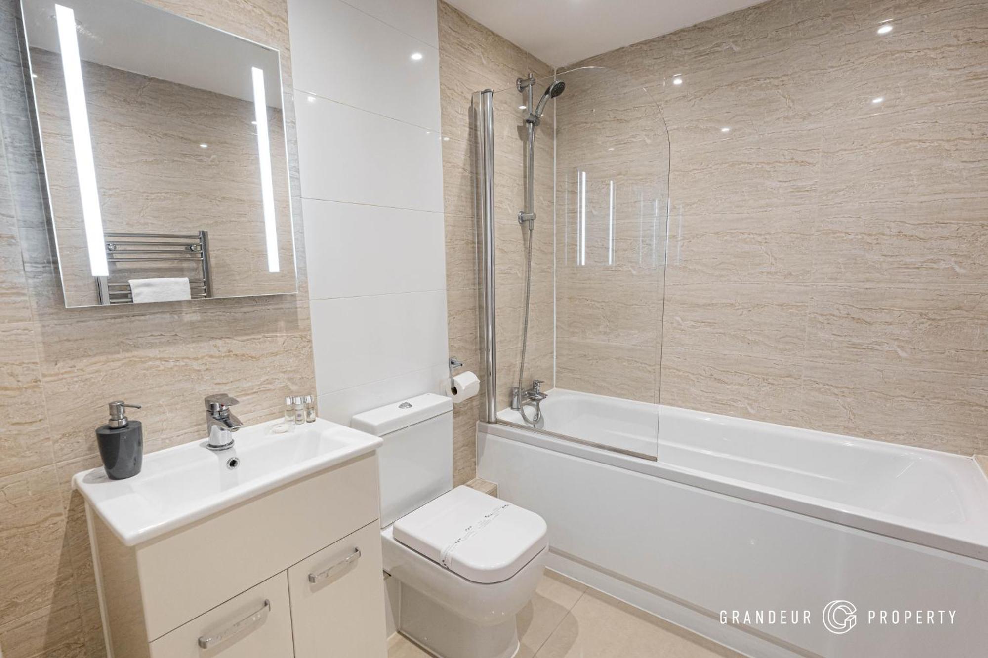 The Hideaway By Grandeur Bournemouth