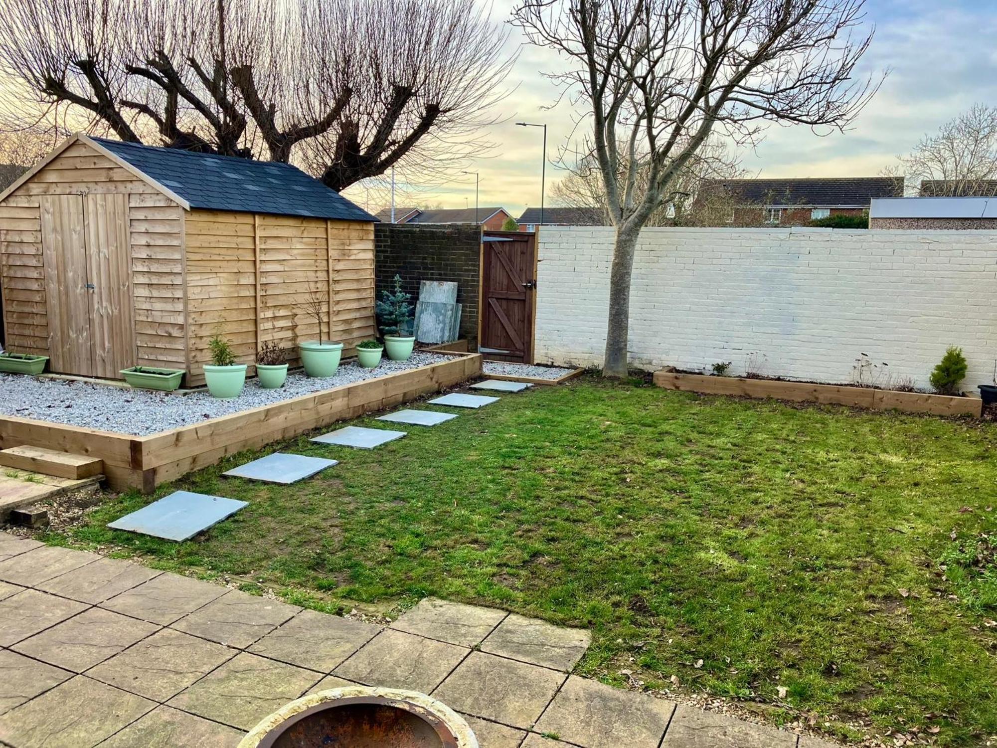 Central, Stylish & Cosy With Large Garden & Parking, Holiday home Bournemouth